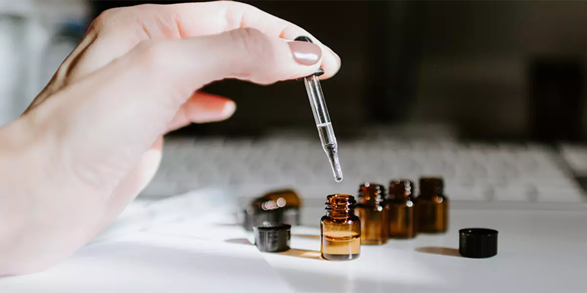 تفاوت عطر ریفورموله و فیک